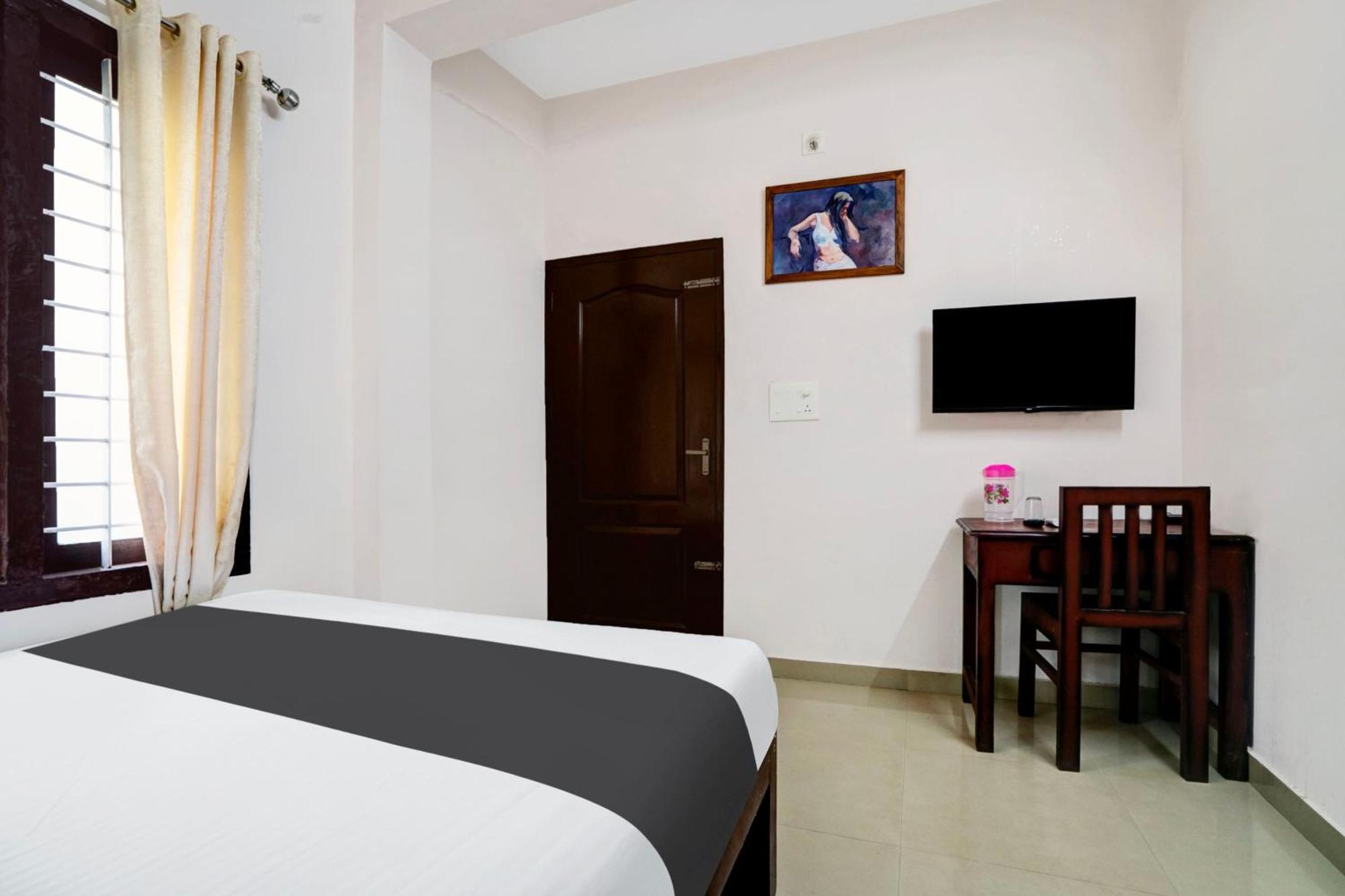Hotel O Grand Residency Ambalapulai Esterno foto